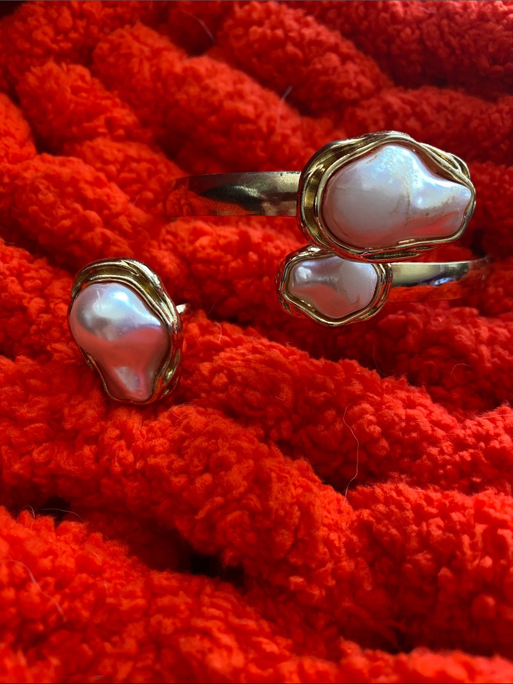 Gold Pearl Accent Cuff Bracelet and Ring Set - White Pearlescent Stones